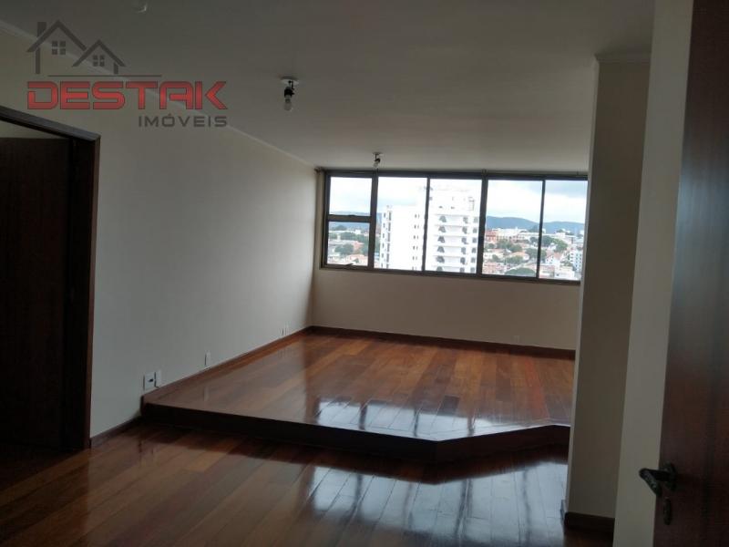 Apartamento, 3 quartos, 189 m² - Foto 1