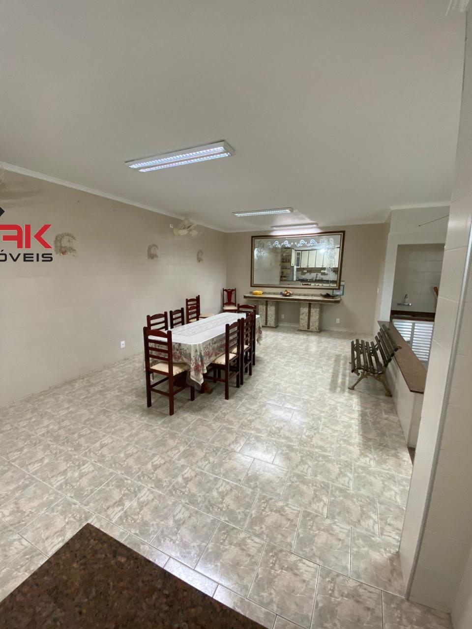 Casa, 3 quartos, 300 m² - Foto 8