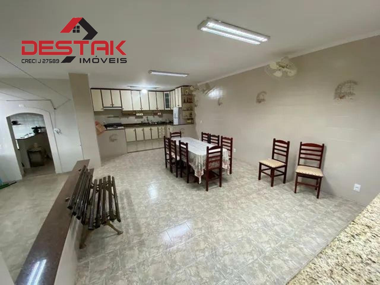 Casa, 3 quartos, 300 m² - Foto 9