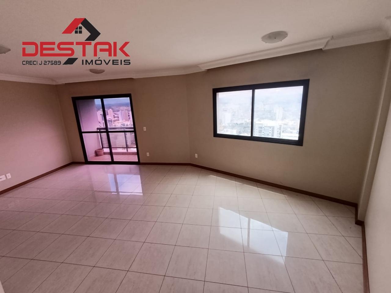 Apartamento, 4 quartos, 140 m² - Foto 1