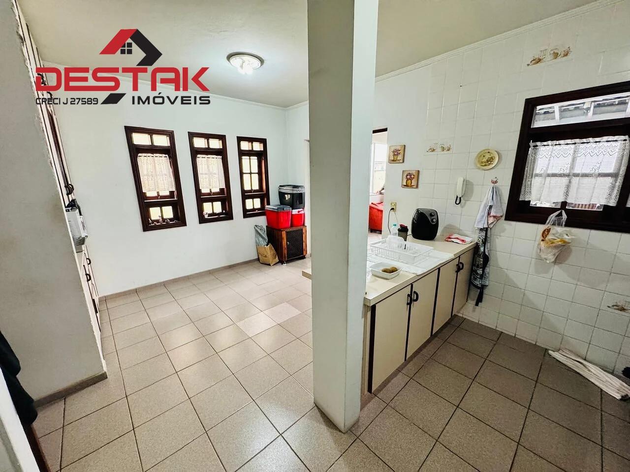 Casa, 3 quartos, 162 m² - Foto 13