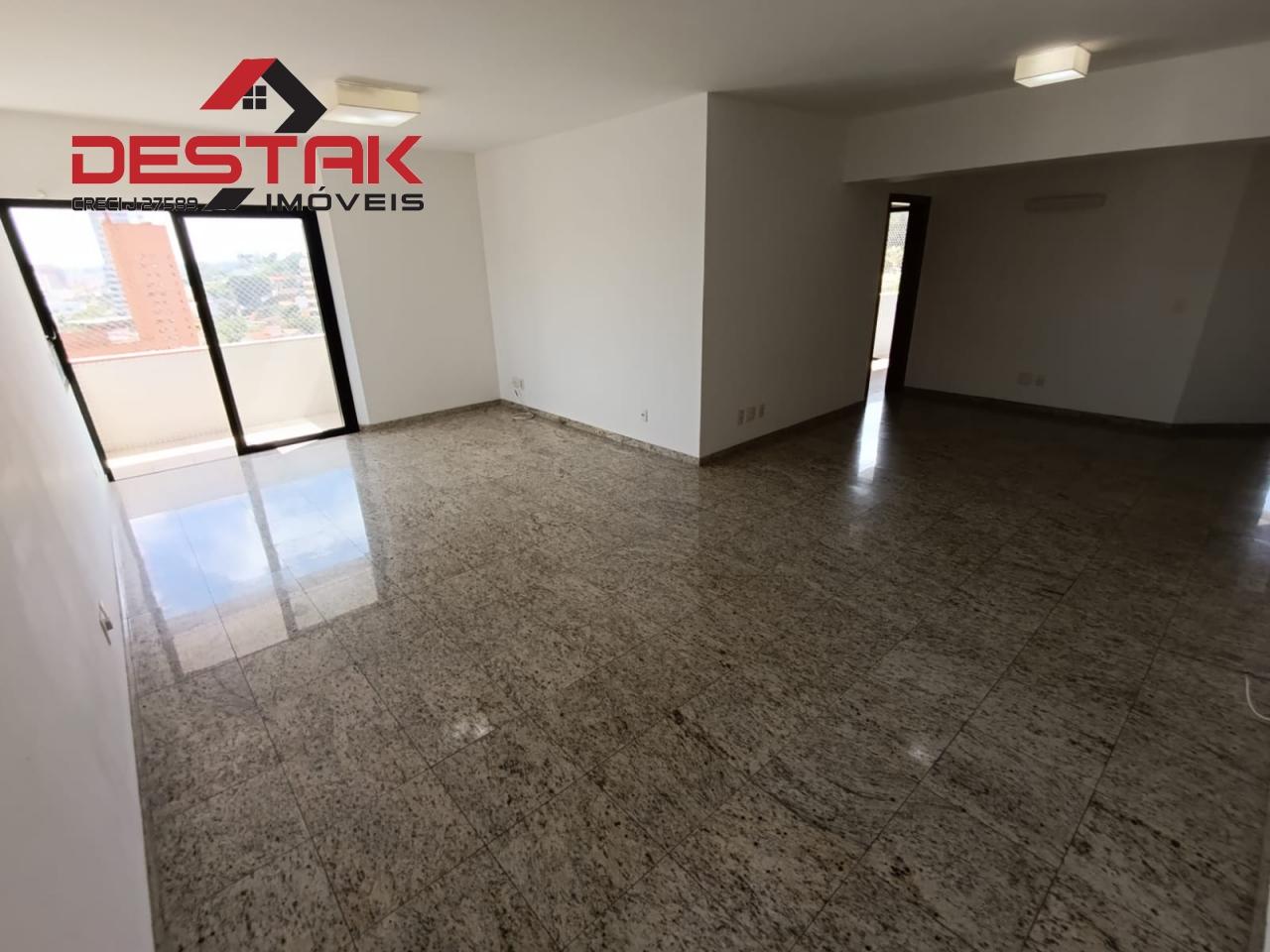 Apartamento, 3 quartos, 140 m² - Foto 1