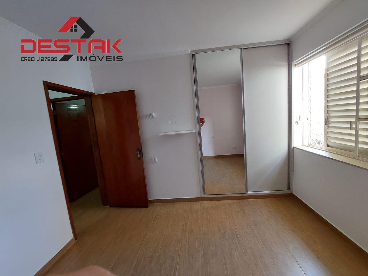 Casa, 3 quartos, 240 m² - Foto 17