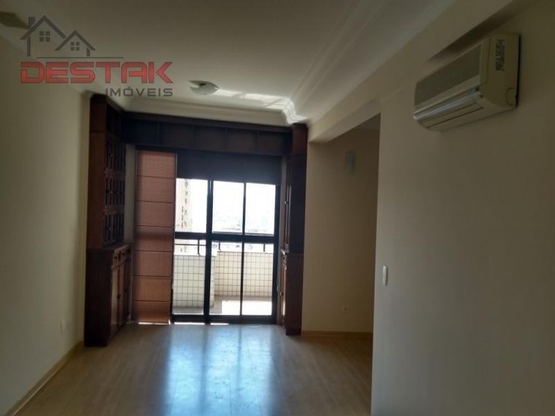 Apartamento, 3 quartos, 136 m² - Foto 1