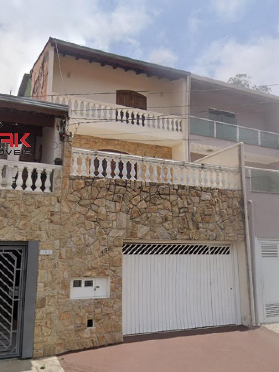 Casa, 3 quartos, 187 m² - Foto 1
