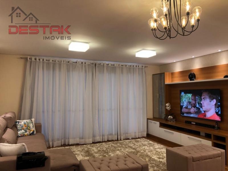 Apartamento, 3 quartos, 100 m² - Foto 1