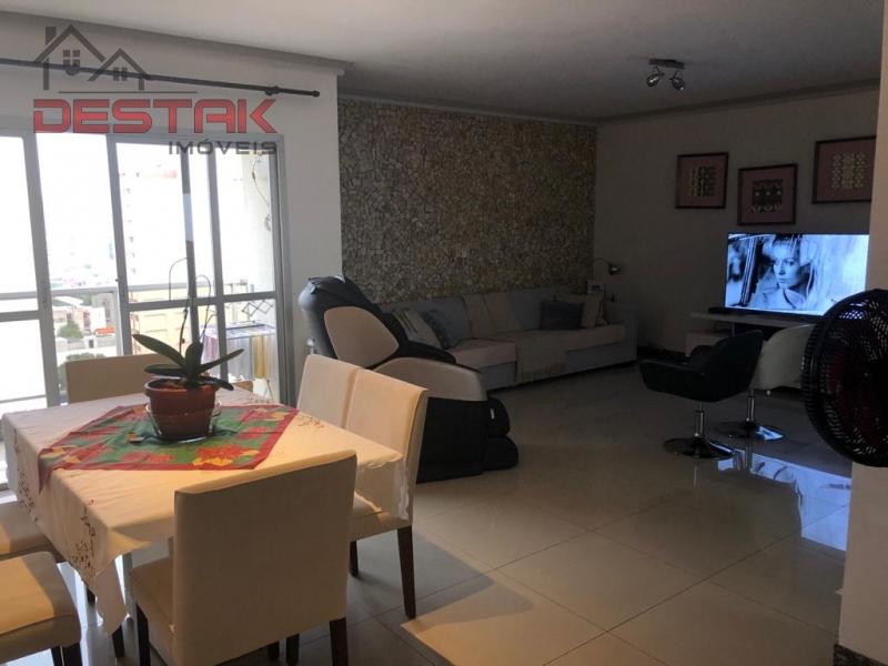 Apartamento, 3 quartos, 184 m² - Foto 1