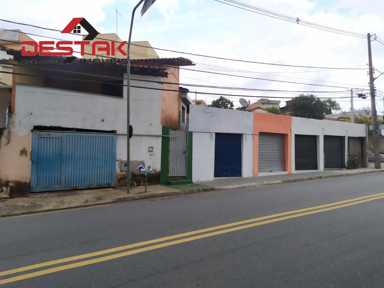 Casa, 4 quartos, 317 m² - Foto 1