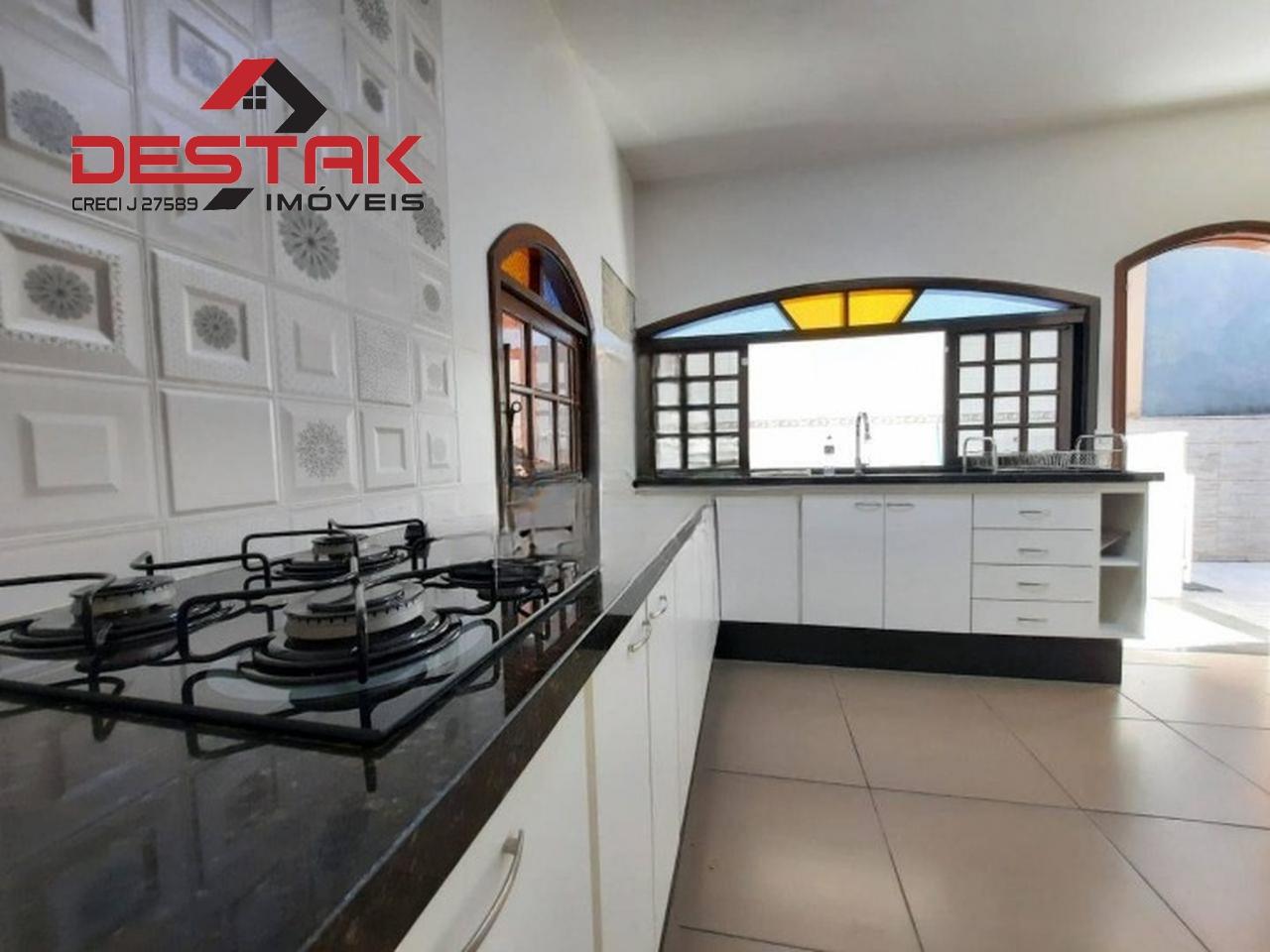 Casa, 3 quartos, 250 m² - Foto 9