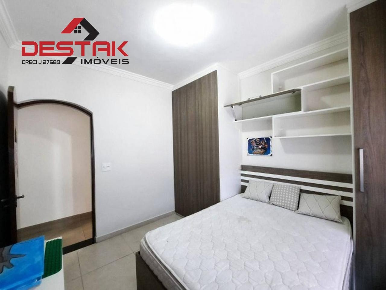 Casa, 3 quartos, 250 m² - Foto 10