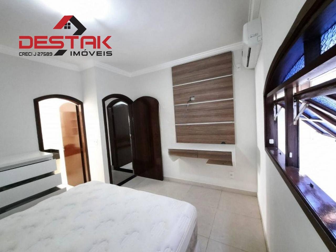 Casa, 3 quartos, 250 m² - Foto 12