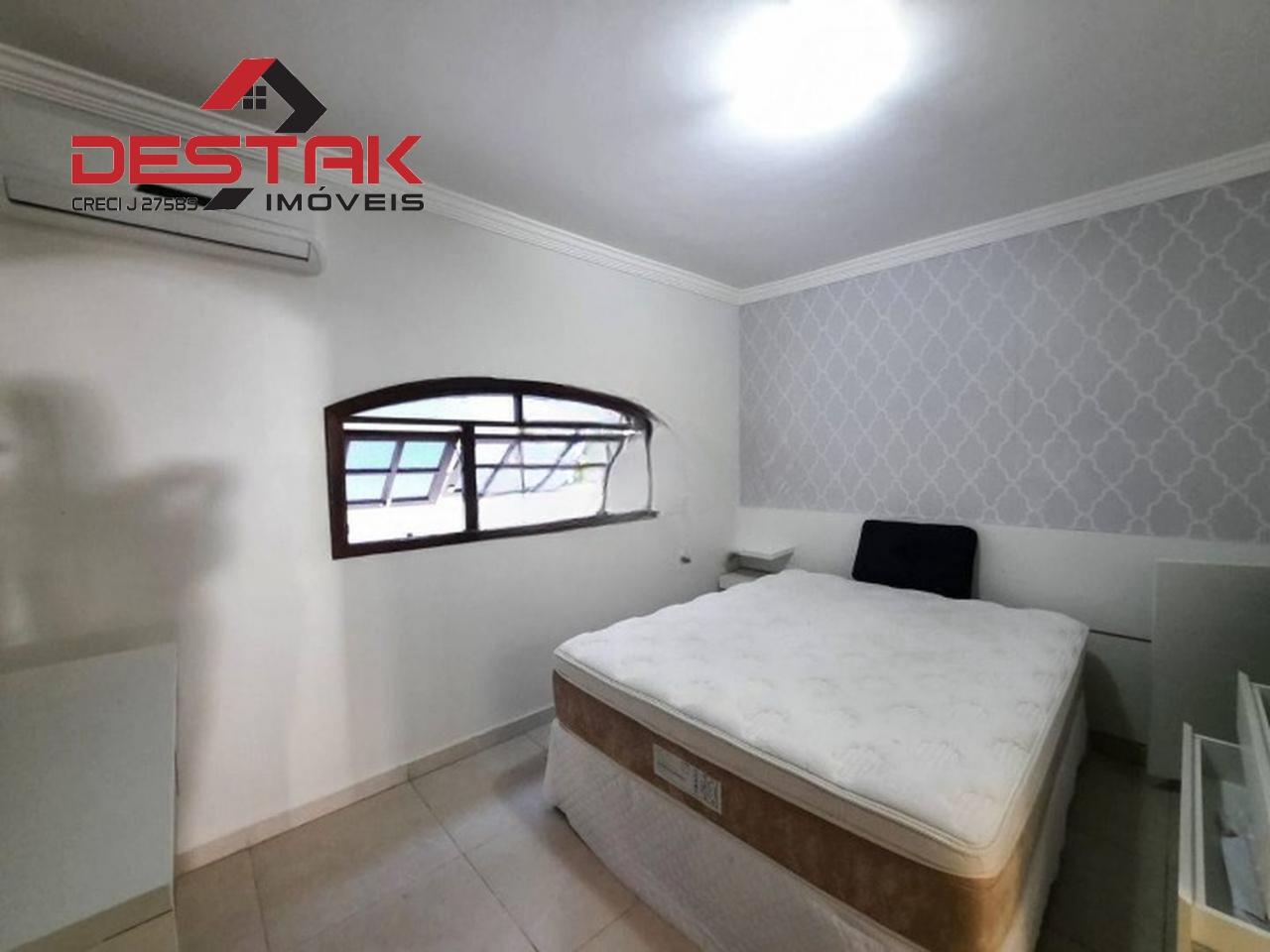 Casa, 3 quartos, 250 m² - Foto 13