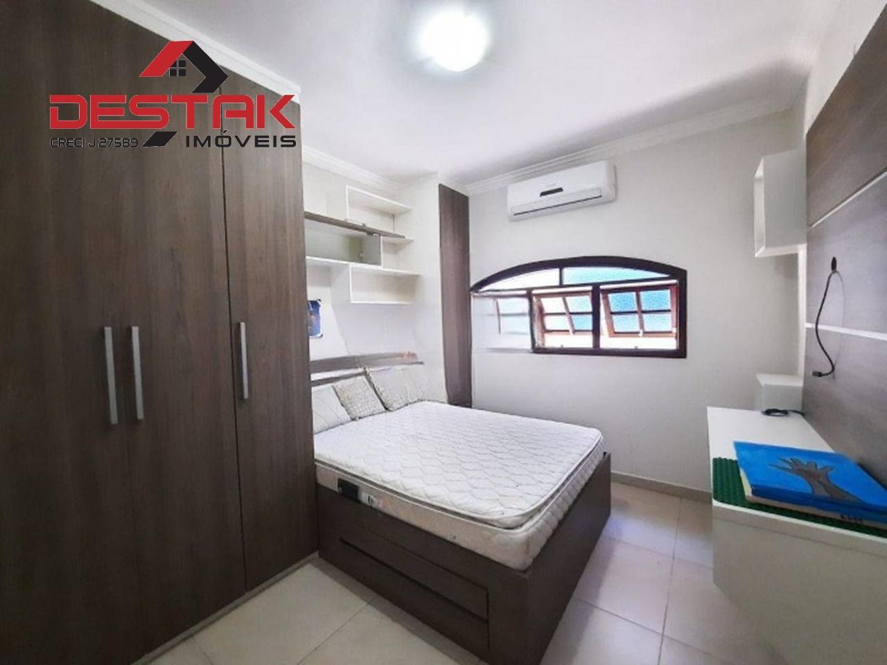 Casa, 3 quartos, 250 m² - Foto 17