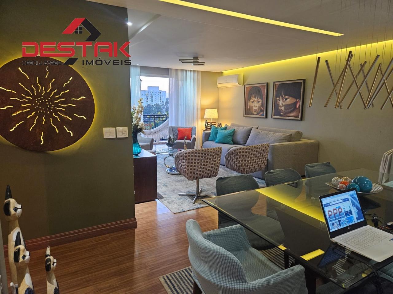 Apartamento, 3 quartos, 157 m² - Foto 1