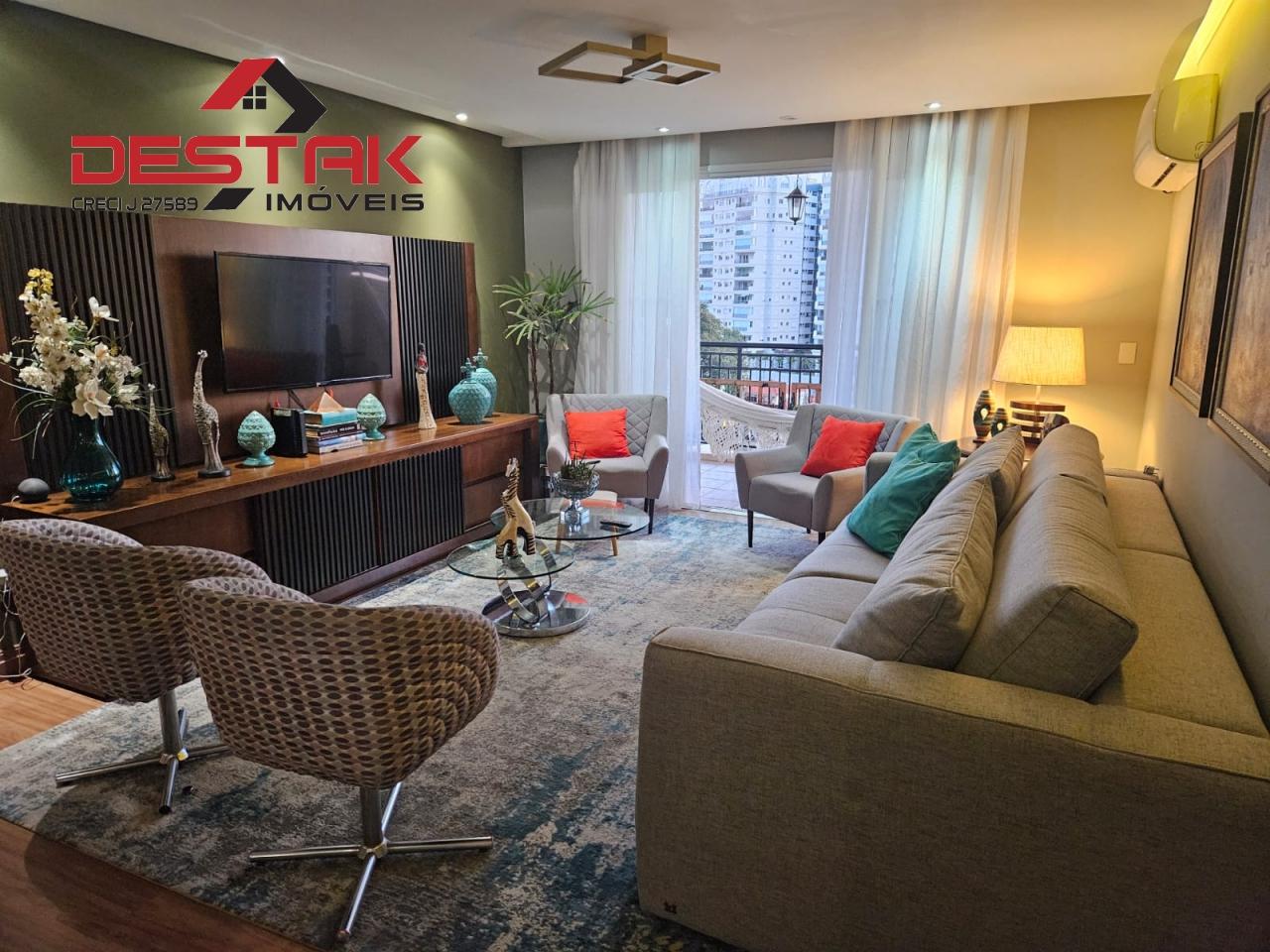Apartamento, 3 quartos, 157 m² - Foto 2