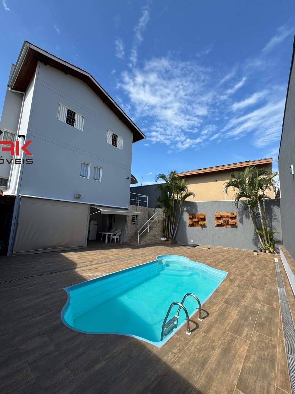 Casa, 3 quartos, 250 m² - Foto 2