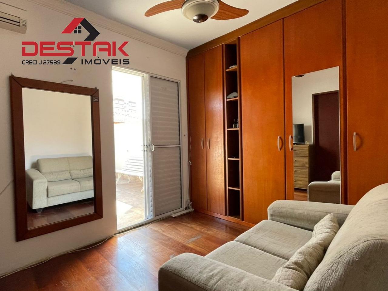 Casa, 3 quartos, 219 m² - Foto 13