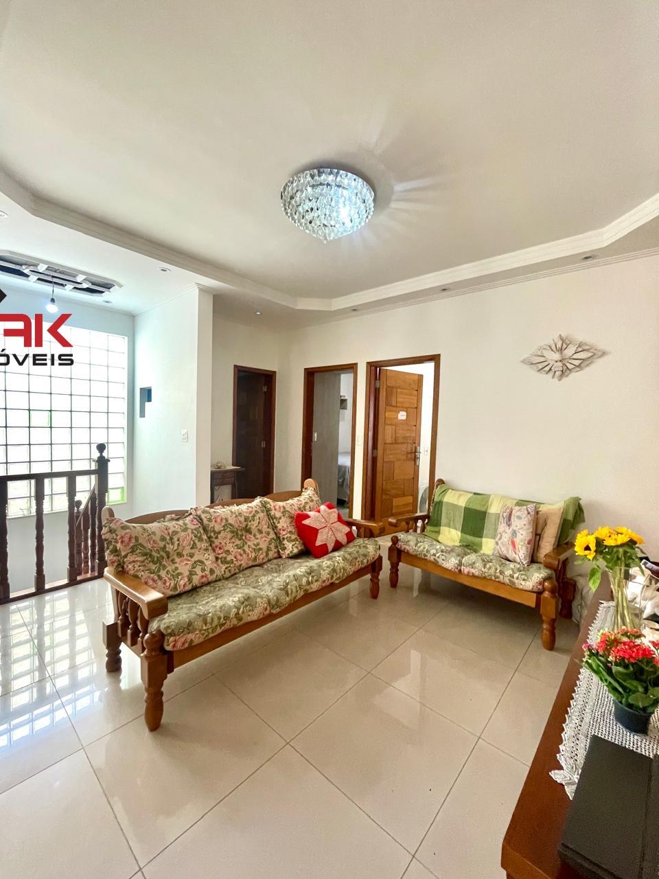 Casa, 3 quartos, 205 m² - Foto 2