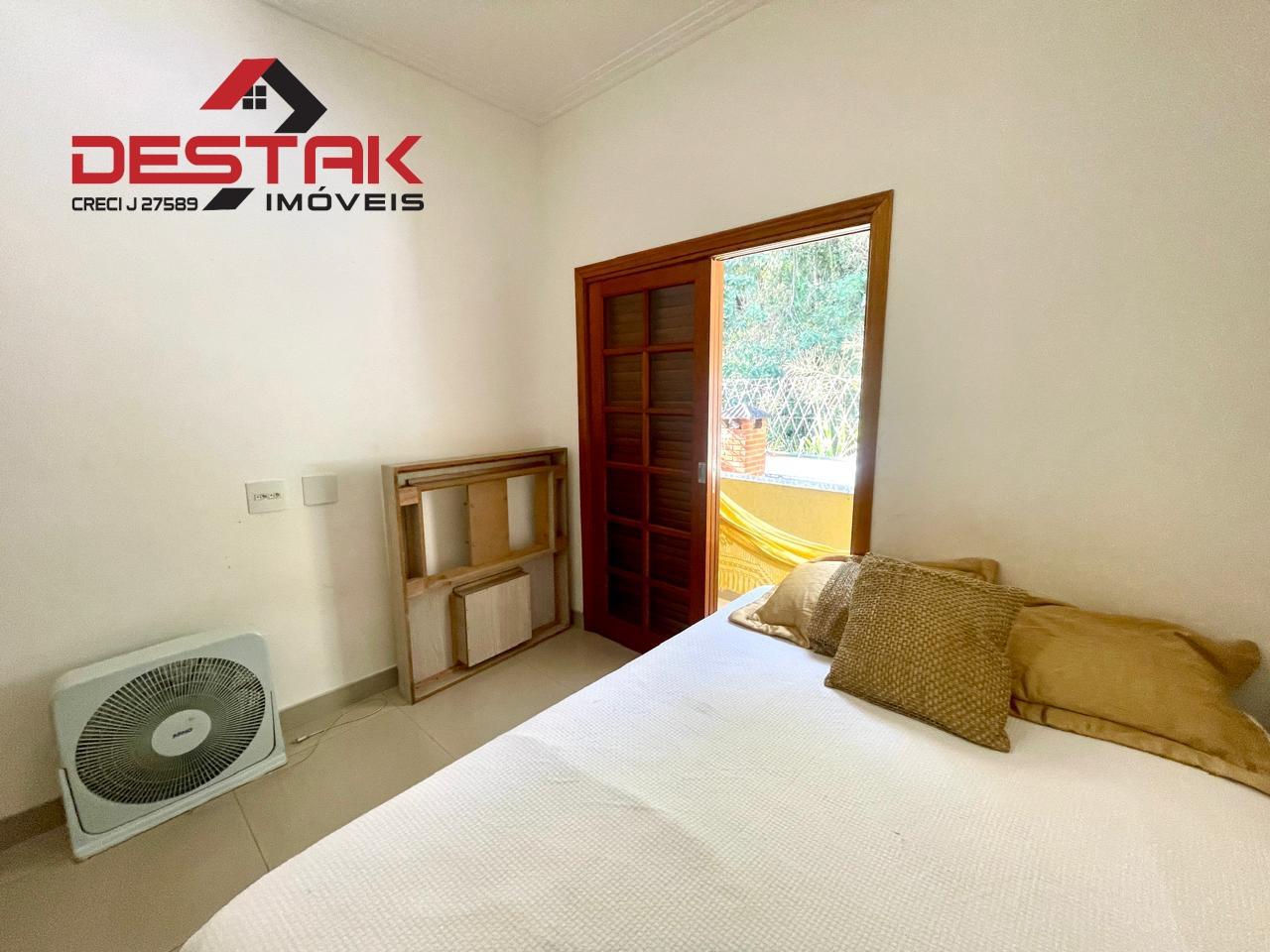 Casa, 3 quartos, 205 m² - Foto 16