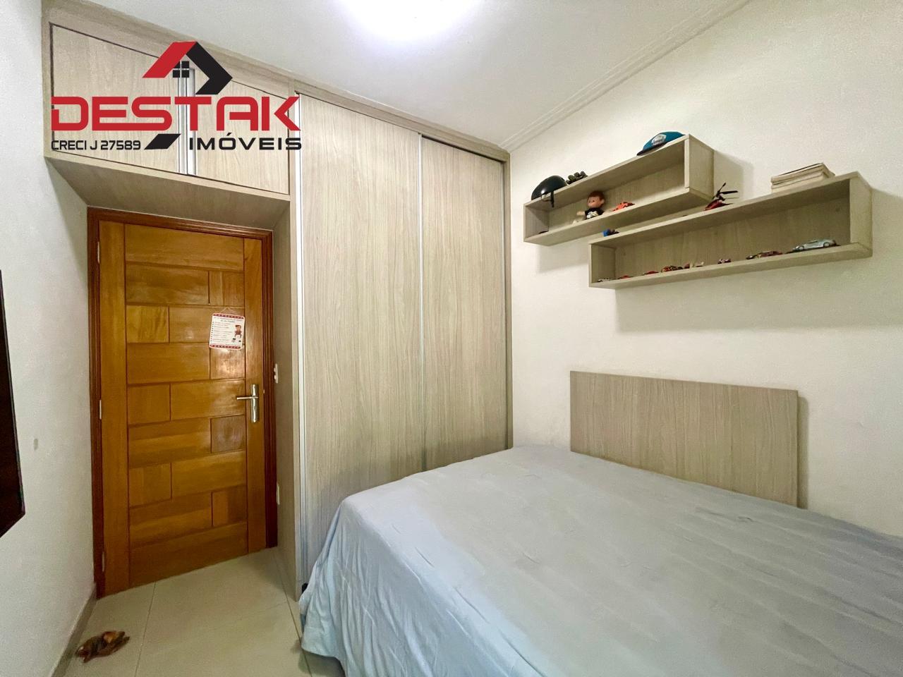 Casa, 3 quartos, 205 m² - Foto 19