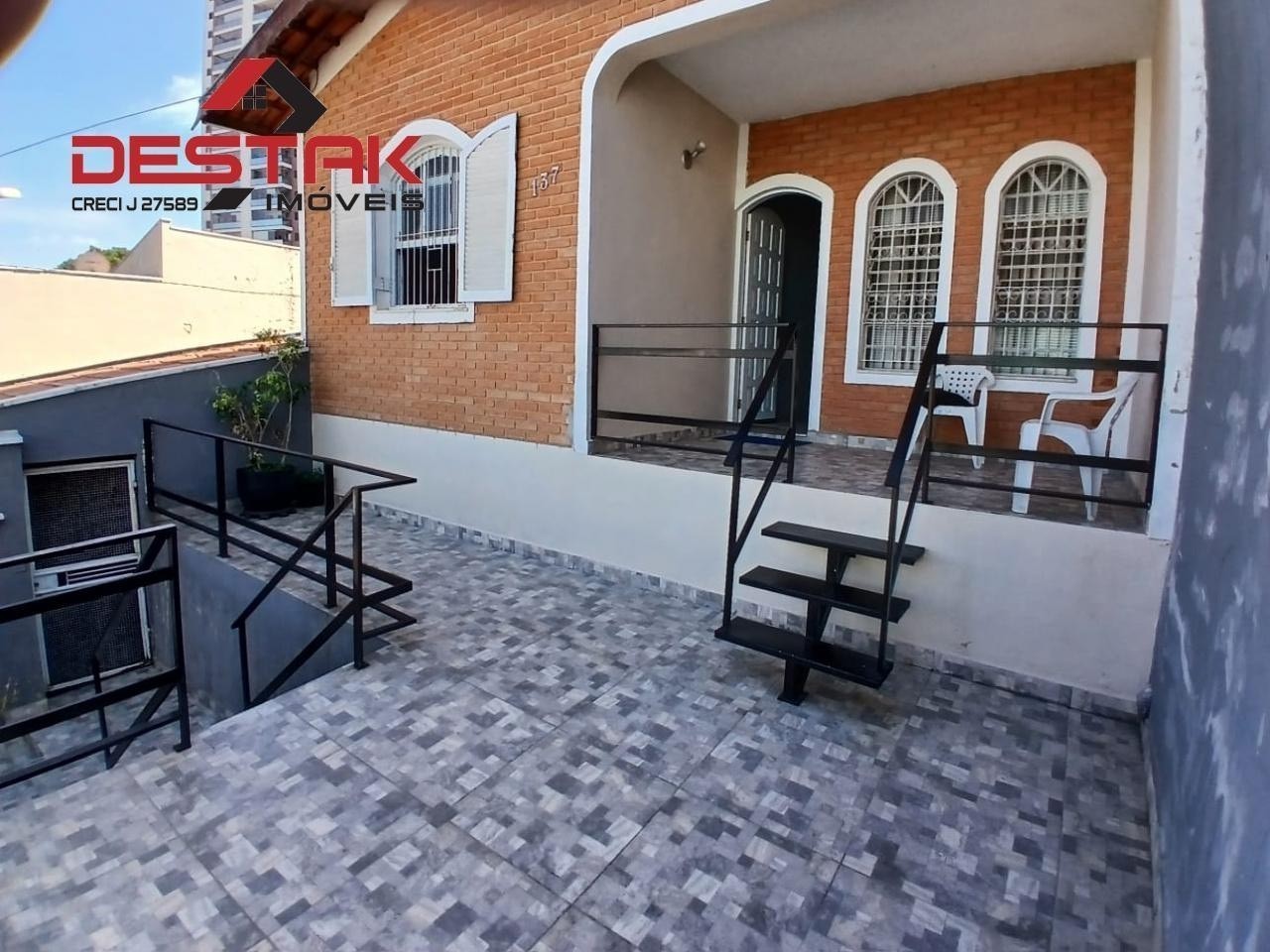 Casa, 4 quartos, 250 m² - Foto 1