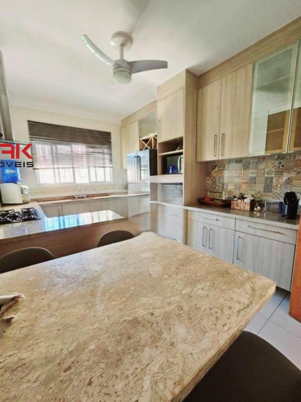 Casa, 3 quartos, 390 m² - Foto 8