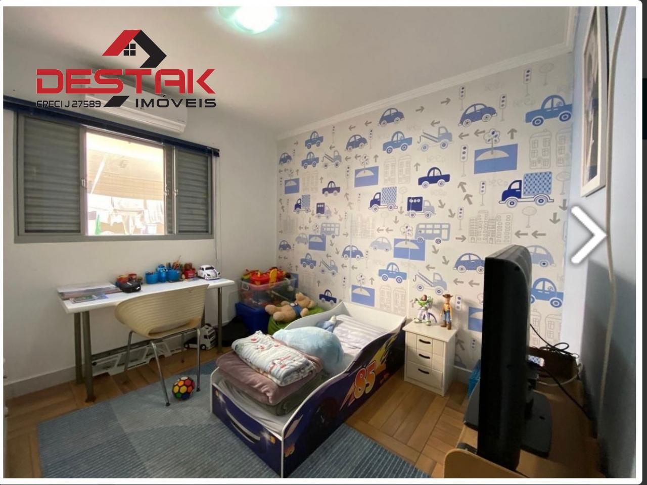 Casa, 4 quartos, 250 m² - Foto 13