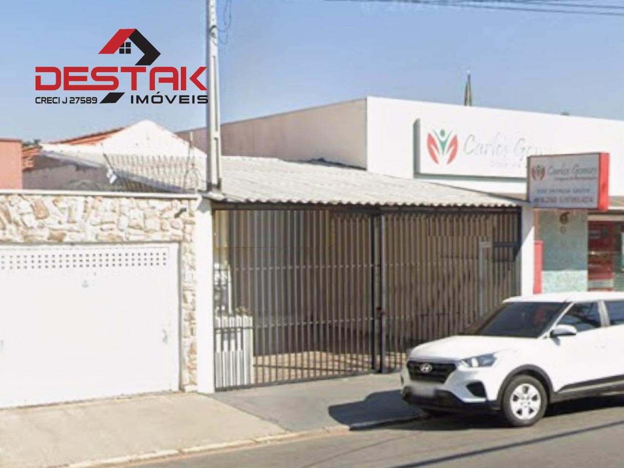 Casa, 3 quartos, 312 m² - Foto 1