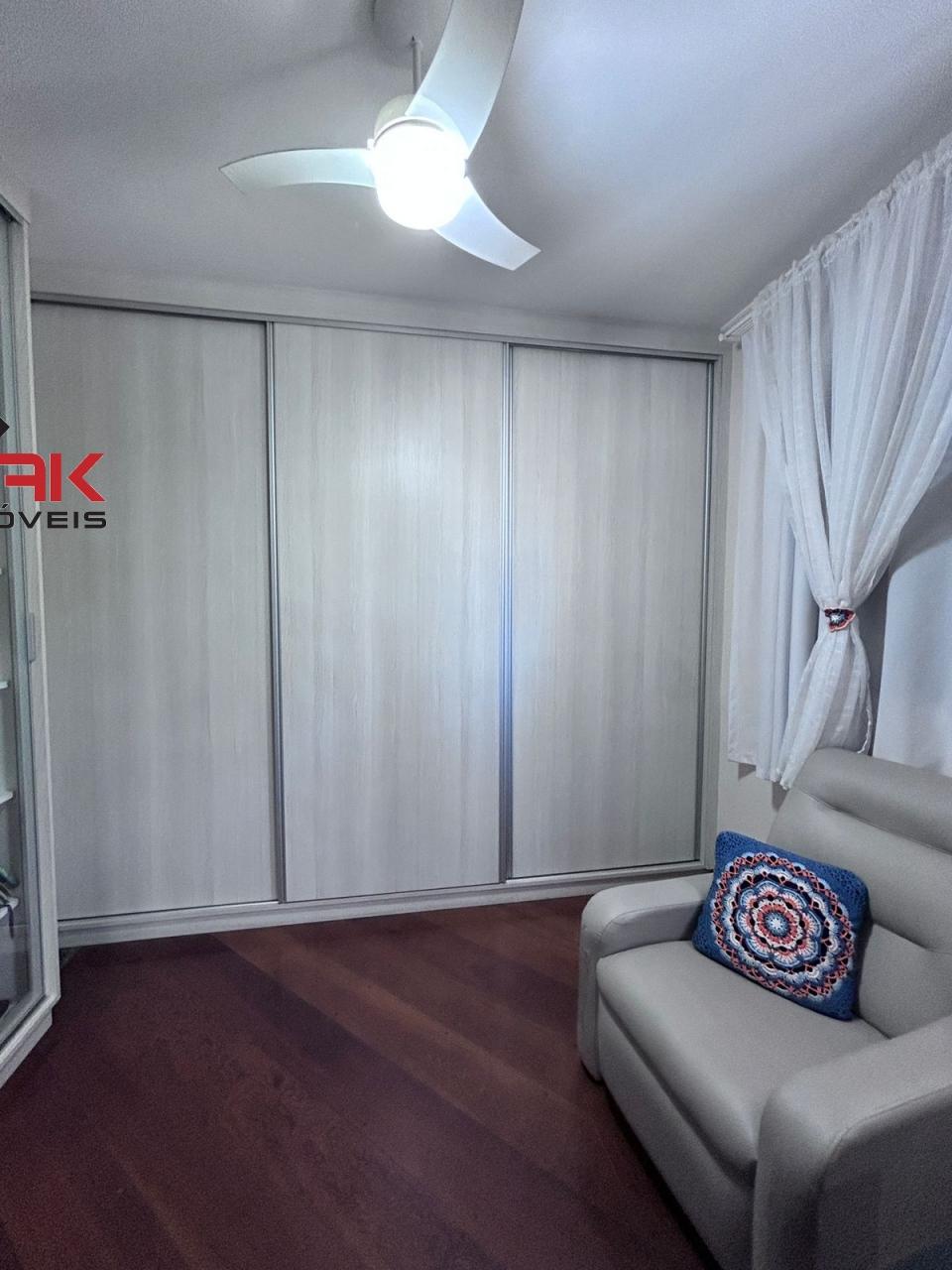 Casa, 3 quartos, 215 m² - Foto 15