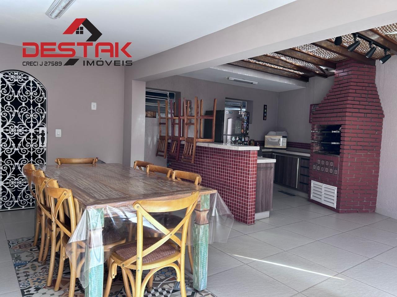 Casa, 3 quartos, 215 m² - Foto 21