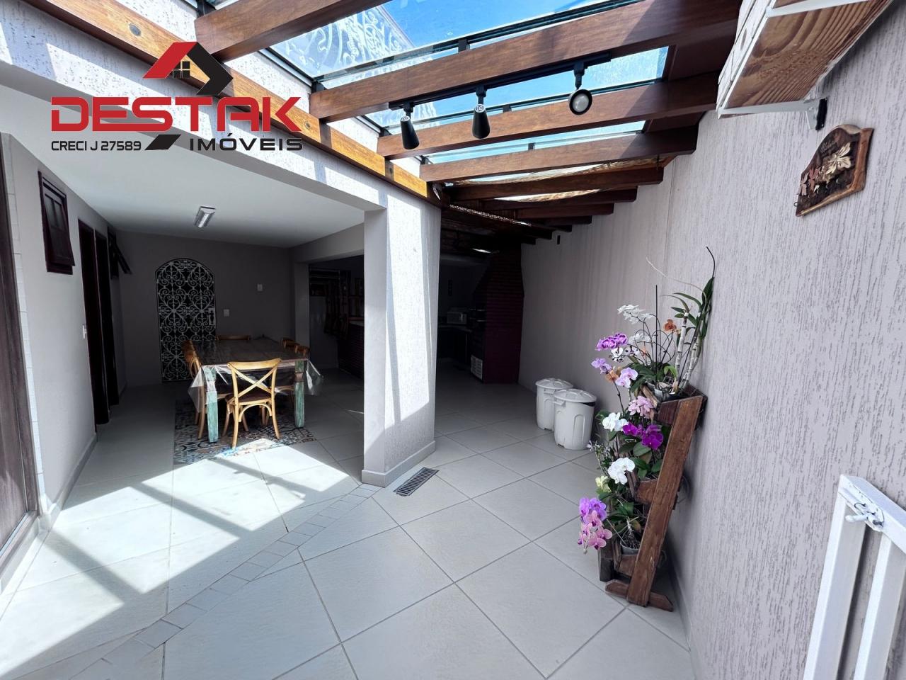 Casa, 3 quartos, 215 m² - Foto 23