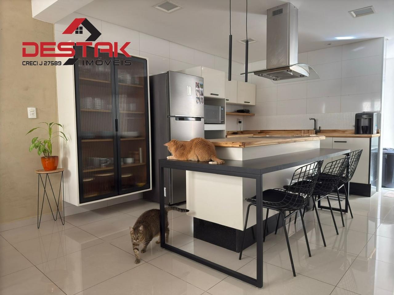 Casa, 3 quartos, 180 m² - Foto 5