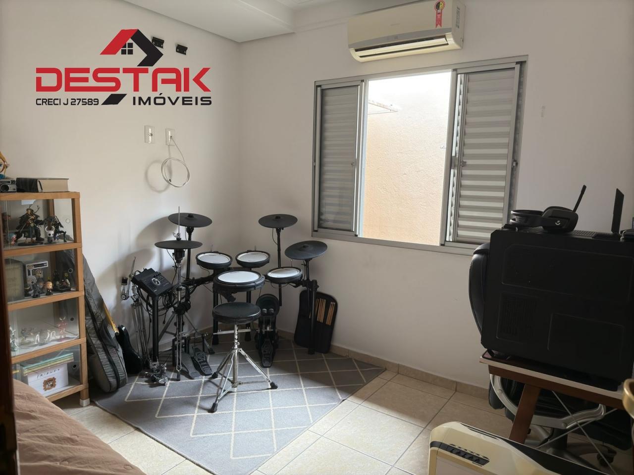 Casa, 3 quartos, 180 m² - Foto 13