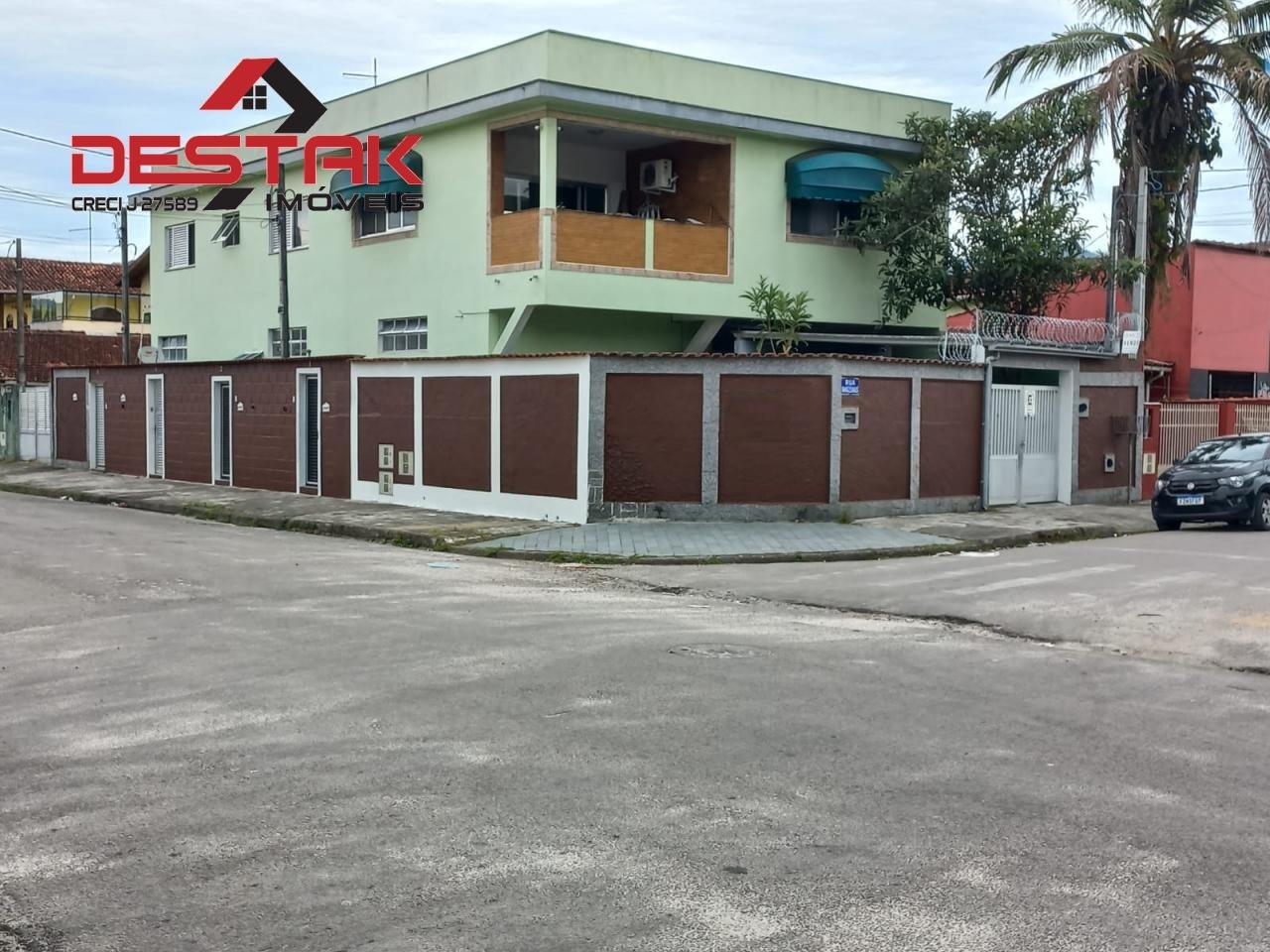 Casa, 3 quartos, 314 m² - Foto 1