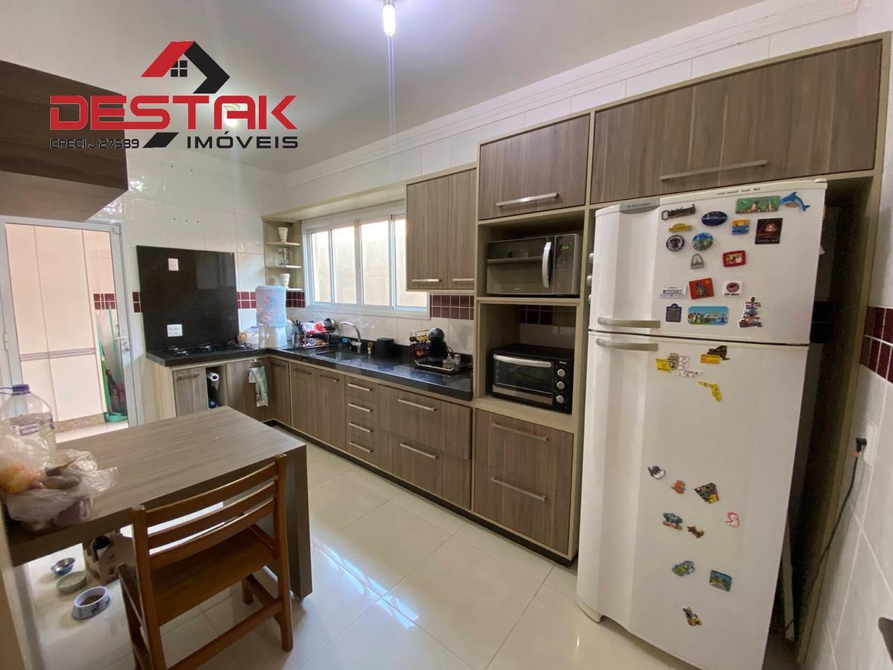 Casa, 3 quartos, 200 m² - Foto 5