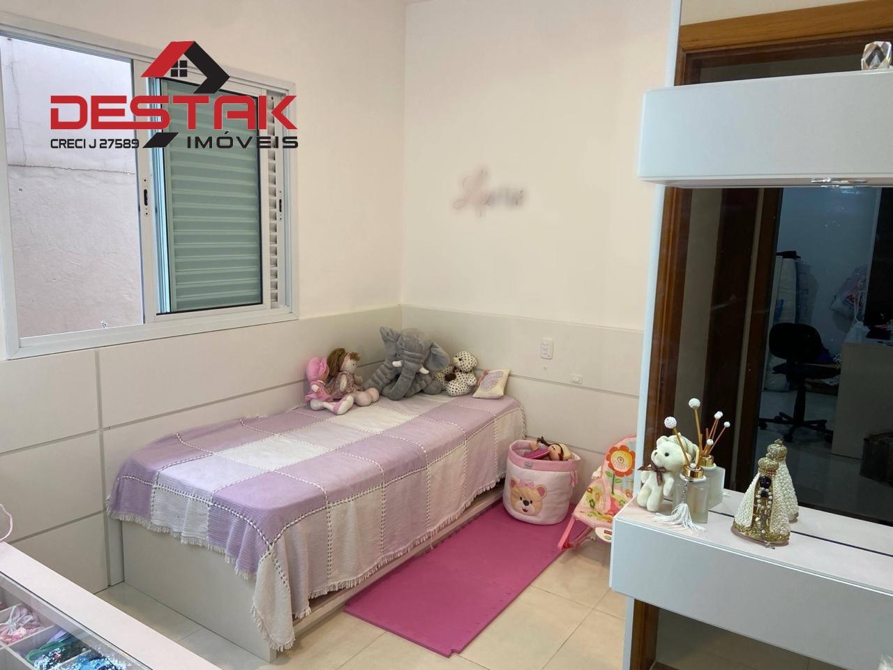 Casa, 3 quartos, 200 m² - Foto 12