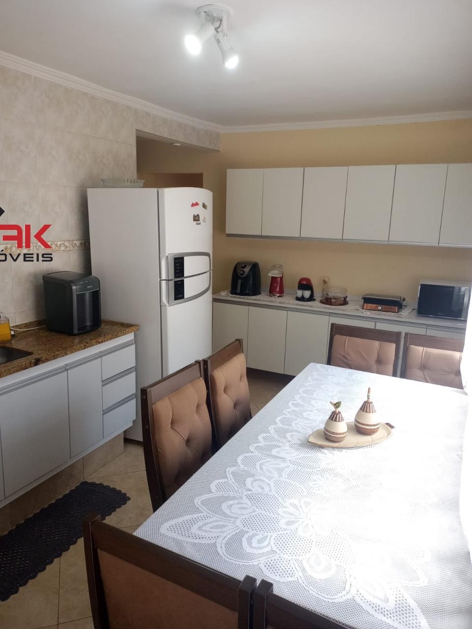 Casa, 3 quartos, 250 m² - Foto 6