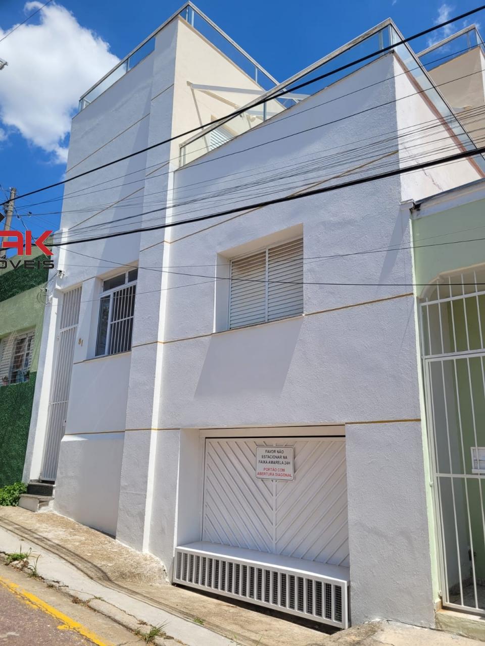 Casa, 3 quartos, 168 m² - Foto 1