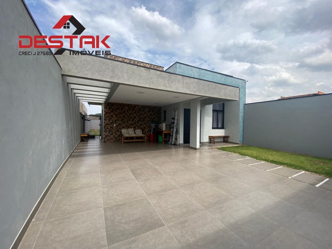 Casa, 3 quartos, 300 m² - Foto 1