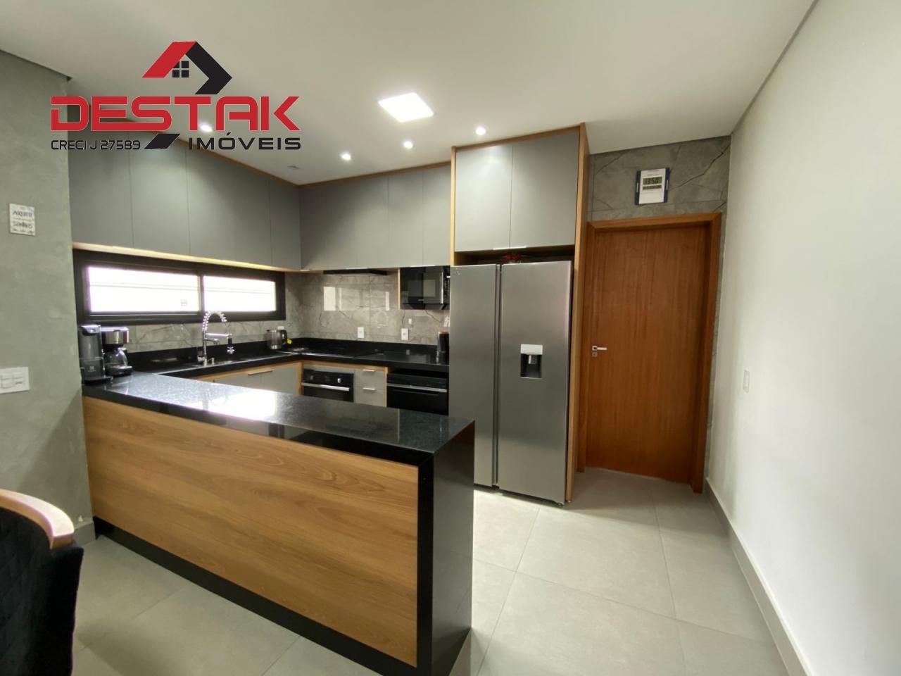 Casa, 3 quartos, 300 m² - Foto 8