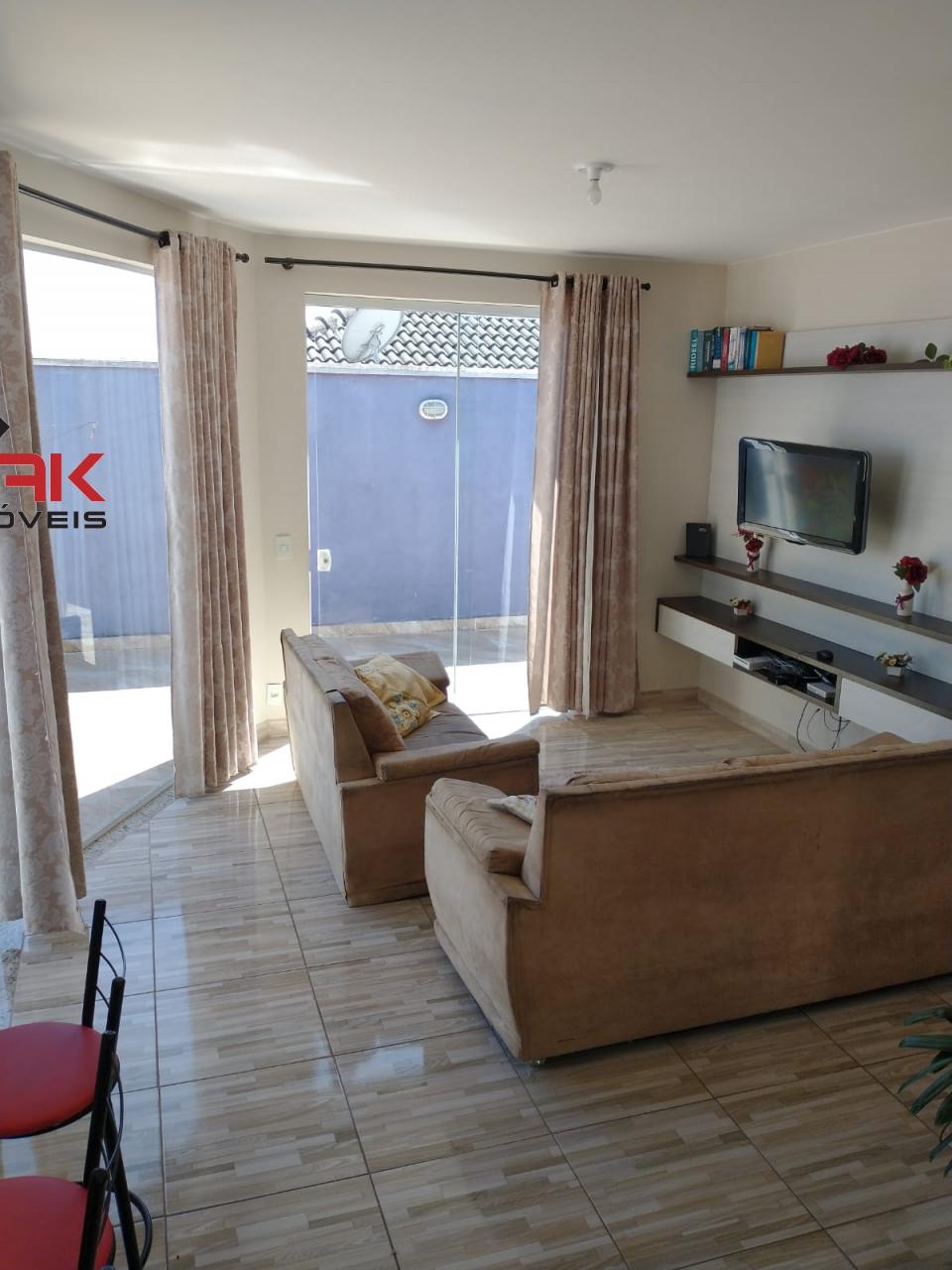 Casa, 4 quartos, 352 m² - Foto 1