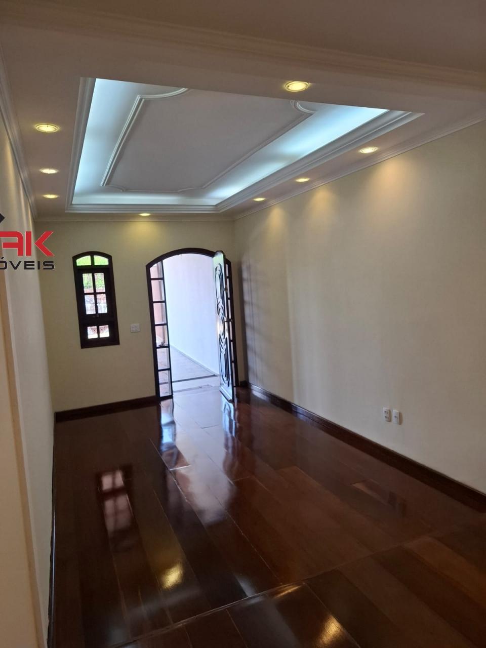 Casa, 3 quartos, 230 m² - Foto 4