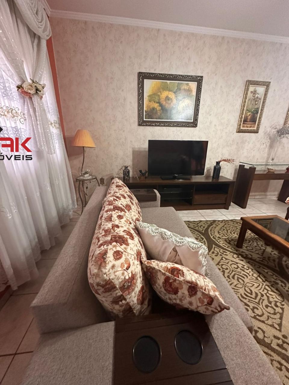 Casa, 3 quartos, 260 m² - Foto 2