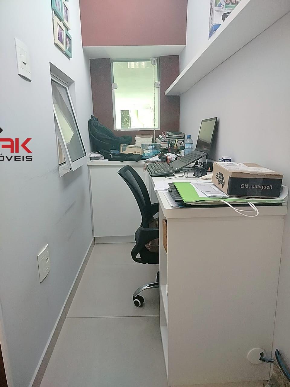 Casa, 3 quartos, 230 m² - Foto 13