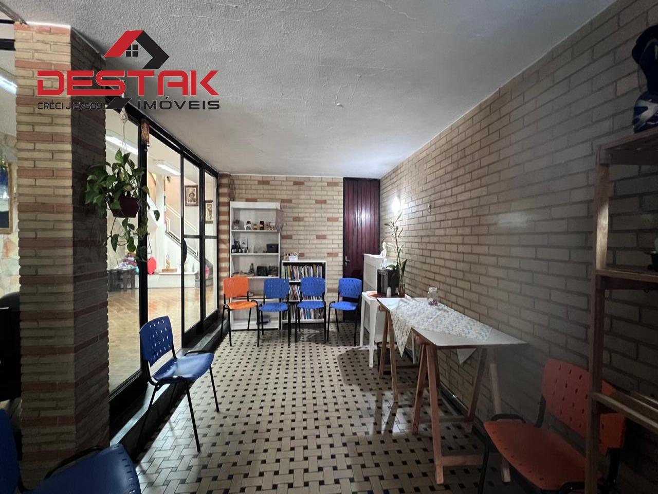 Casa, 3 quartos, 255 m² - Foto 2