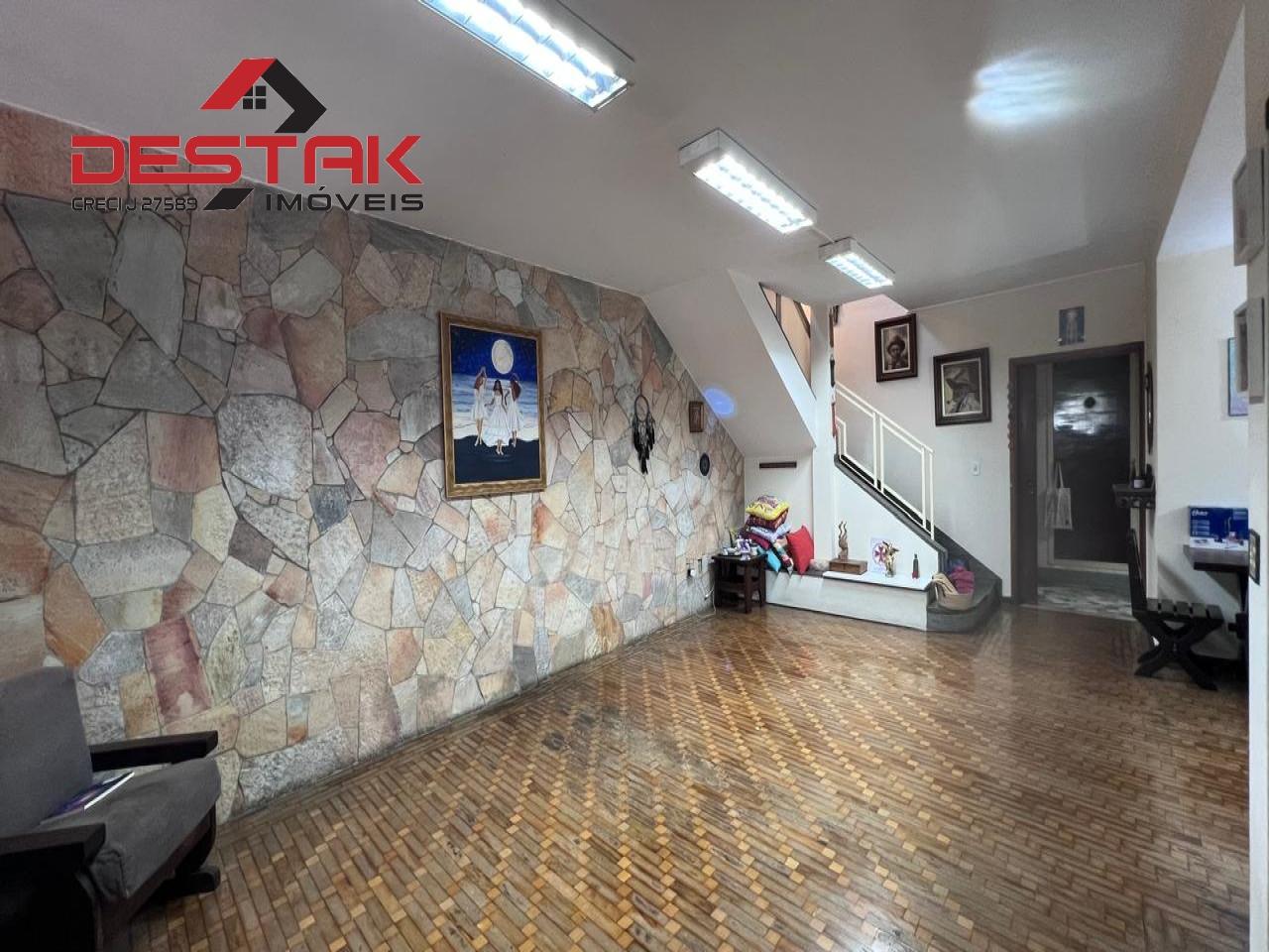 Casa, 3 quartos, 255 m² - Foto 4