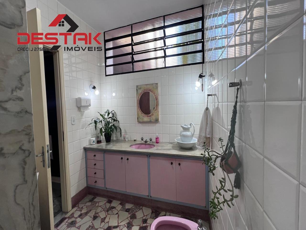 Casa, 3 quartos, 255 m² - Foto 9