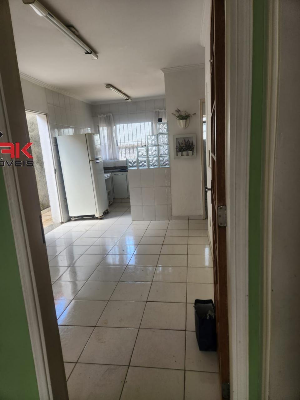 Casa, 3 quartos, 200 m² - Foto 2