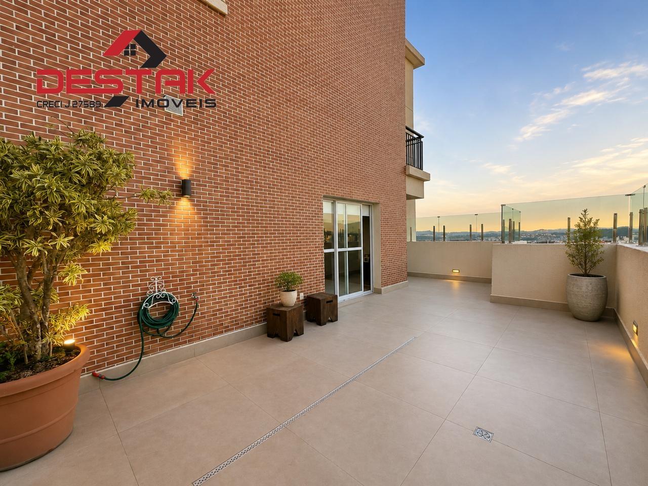 Apartamento, 3 quartos, 247 m² - Foto 2