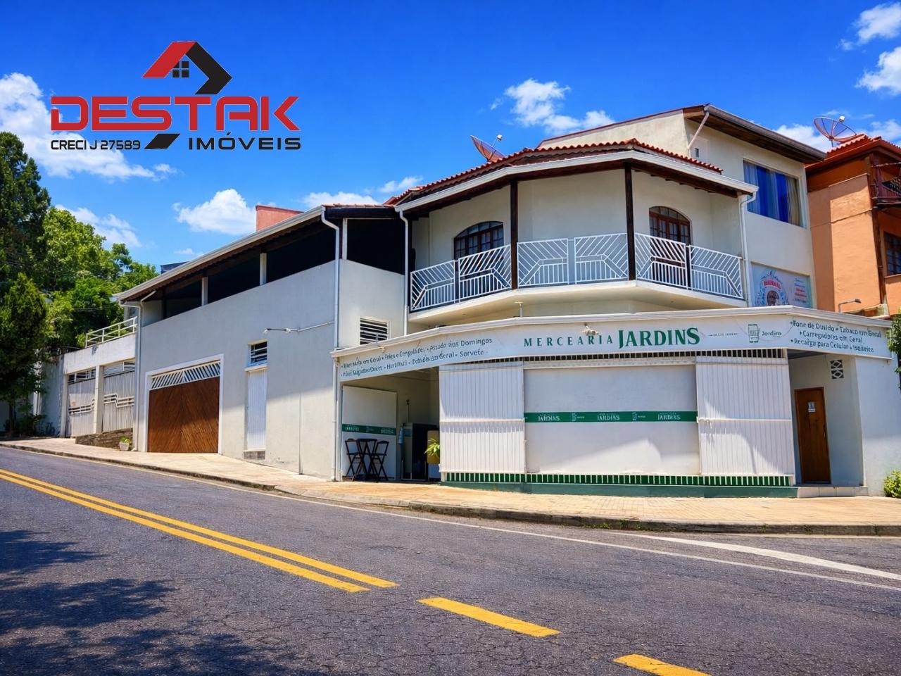 Casa, 3 quartos, 358 m² - Foto 1